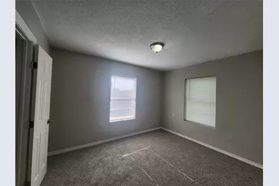 1114 E Pecan Street, Angleton, TX 77515 - Photo 13
