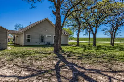 1018 7th Street, Somerville, TX 77879 - Photo 29