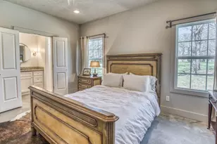 1018 7th St, Somerville, TX 77879 - Photo 15