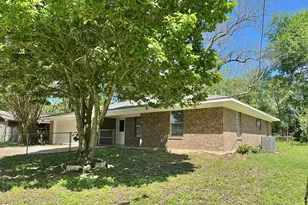 802 E Terrell Ave, Crockett, TX 75835 - Photo 35