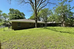 802 E Terrell Ave, Crockett, TX 75835 - Photo 39
