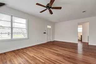 1343 Gardenia Dr, Houston, TX 77018 - Photo 11