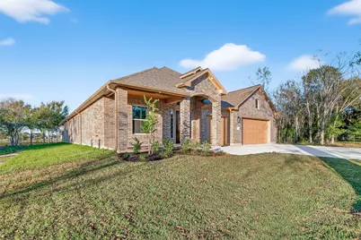 350 Lakeland Circle, Rosharon, TX 77583 - Photo 3