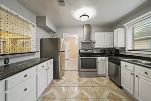 10431 Odessa Dr, Sugar Land, TX 77498 - Photo 15