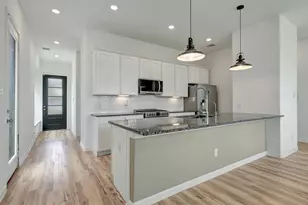 10630 Cabot Trl, Iowa Colony, TX 77583 - Photo 7