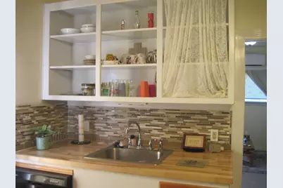 410 W Centre Street, Brazoria, TX 77422 - Photo 9