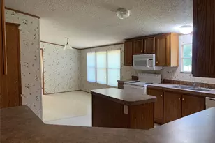 9650 Creek Vista Ln, Willis, TX 77378 - Photo 5