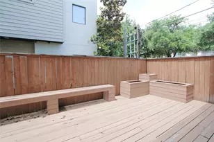 4701 Caroline St, Houston, TX 77004 - Photo 37
