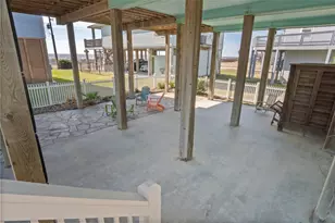 2570 Whitecap, Crystal Beach, TX 77650 - Photo 31