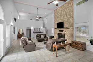 50 Village Hill Dr, Conroe, TX 77304 - Photo 7