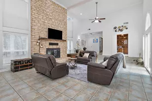 50 Village Hill Dr, Conroe, TX 77304 - Photo 9