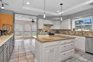 50 Village Hill Dr, Conroe, TX 77304 - Photo 15