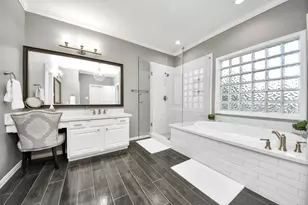 1526 W 25th St, Houston, TX 77008 - Photo 33