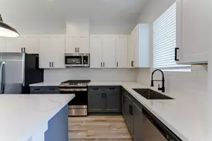 7712 Johanna Pk Dr, Houston, TX 77055 - Photo 9
