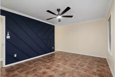 5018 Wilmington Street, Houston, TX 77033 - Photo 9