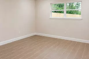 2301 Morning Dr, Baytown, TX 77520 - Photo 17