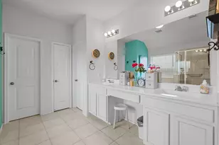 356 Century Oaks Ln, Hitchcock, TX 77568 - Photo 25