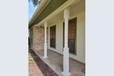 3907 Bartons Court, Sugar Land, TX 77479 - Photo 3