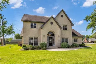 210 River Oaks Dr, Baytown, TX 77523 - Photo 39