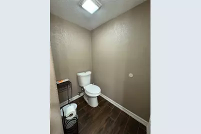 6111 Beldart Street, Houston, TX 77033 - Photo 9