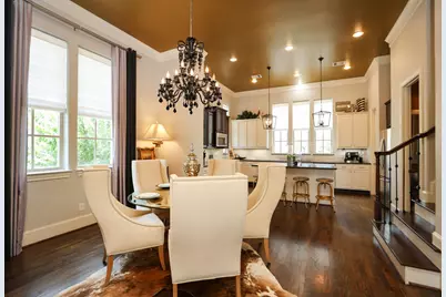 10901 Upland Park, Houston, TX 77043 - Photo 15