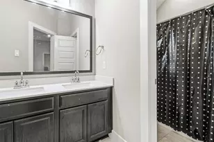 2505 Hatton Terrace Ln, Pearland, TX 77089 - Photo 25