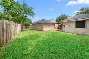 911 Sugardale Ct, Sugar Land, TX 77498 - Photo 33