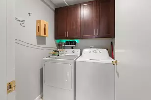 911 Sugardale Ct, Sugar Land, TX 77498 - Photo 19