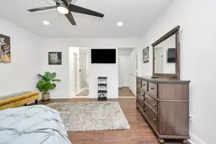 4841 Clover St, Houston, TX 77033 - Photo 13