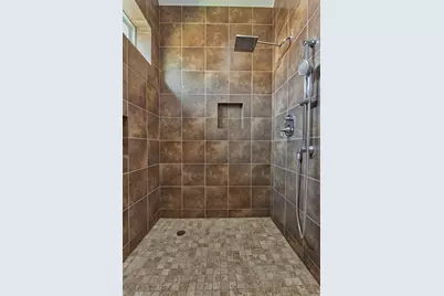 10022 Elkwood Glen Lane, Tomball, TX 77375 - Photo 23