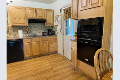 181 Hawk, Livingston, TX 77351 - Photo 13