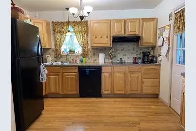 181 Hawk, Livingston, TX 77351 - Photo 11