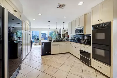 3831 Del Monte Drive, Houston, TX 77019 - Photo 19