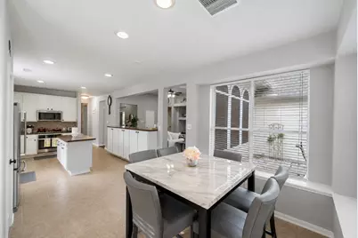 6 W Prairie Dawn Circle, The Woodlands, TX 77385 - Photo 19