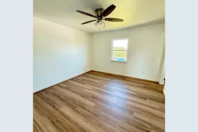 143 Bastrop Bayou Drive, Angleton, TX 77515 - Photo 23