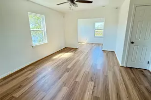 143 Bastrop Bayou Dr, Angleton, TX 77515 - Photo 21