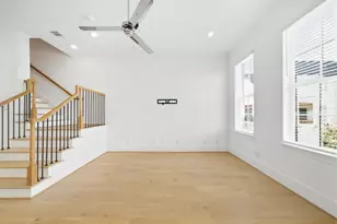 3409 Timbergrove Oaks St, Houston, TX 77008 - Photo 9
