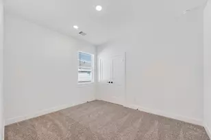 24011 Breezy Bank Trl, Katy, TX 77493 - Photo 33