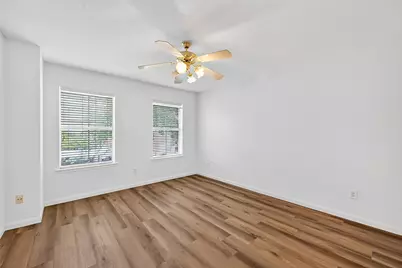 8366 Golf Green Circle, Houston, TX 77036 - Photo 23