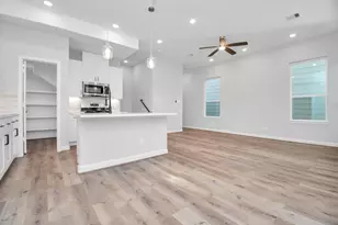 2339 Hoskins Dr, Houston, TX 77080 - Photo 9
