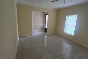 7326 Aqua Ln, Houston, TX 77072 - Photo 5