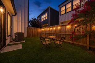 8422 Berry Green Ln, Houston, TX 77022 - Photo 23