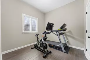 131 Castlegate Ln, Houston, TX 77065 - Photo 11