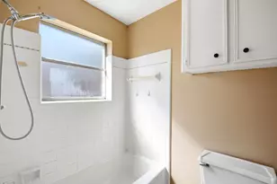 16338 Autumn Wind Dr, Houston, TX 77090 - Photo 25