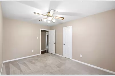 16338 Autumn Wind Drive, Houston, TX 77090 - Photo 29