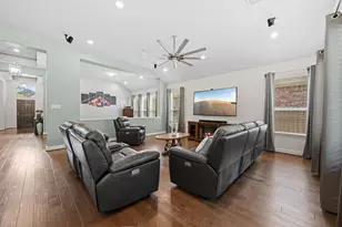15619 Tindary Meadow Ct, Houston, TX 77044 - Photo 9