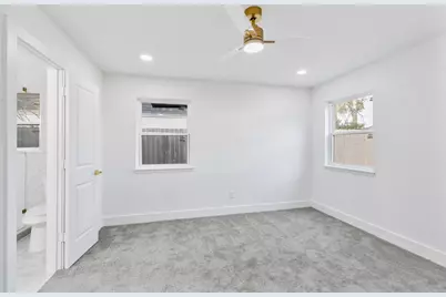 18111 Barbuda Lane, Houston, TX 77058 - Photo 11