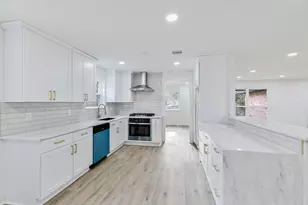 18111 Barbuda Ln, Houston, TX 77058 - Photo 27