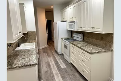 13906 Fountainview Drive, Montgomery, TX 77356 - Photo 9