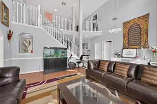 11930 Matagorda Ln, Sugar Land, TX 77498 - Photo 5